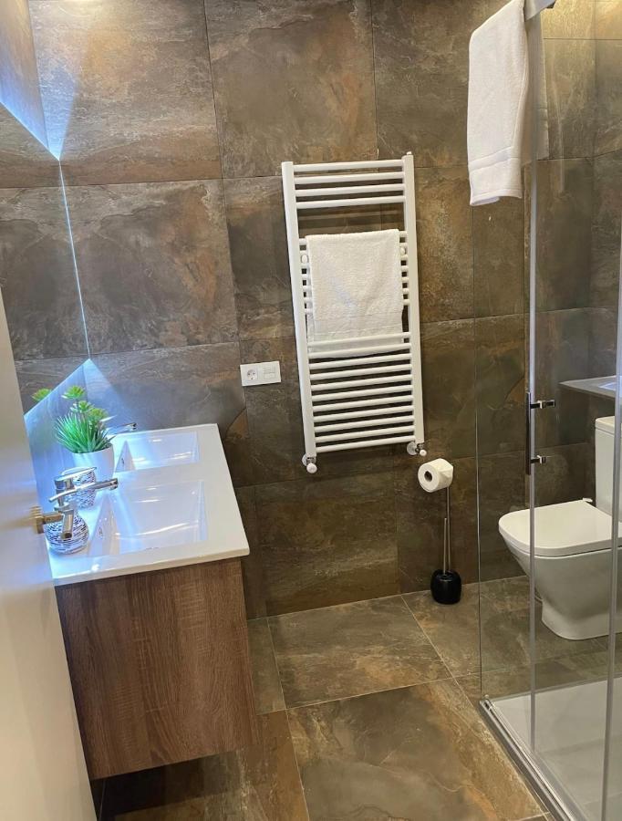 Habitación cama de matrimonio con baño privado San Vicente Raspeig Exterior foto