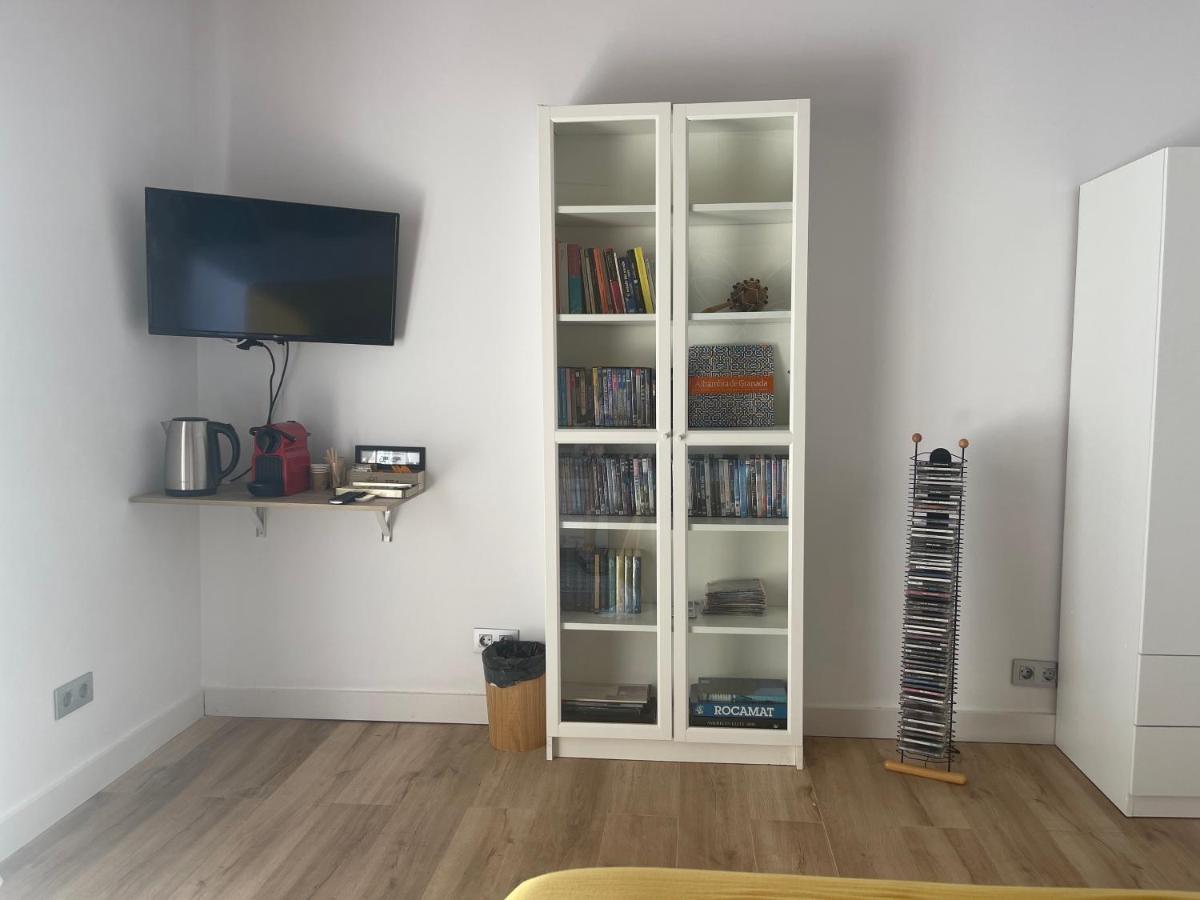 Habitación cama de matrimonio con baño privado San Vicente Raspeig Exterior foto