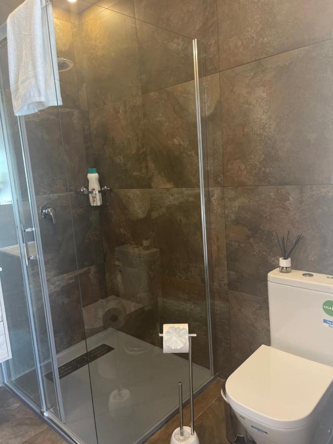 Habitación cama de matrimonio con baño privado San Vicente Raspeig Exterior foto