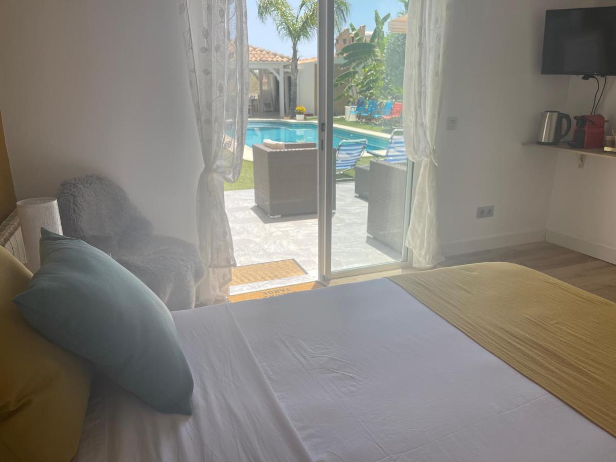 Habitación cama de matrimonio con baño privado San Vicente Raspeig Exterior foto