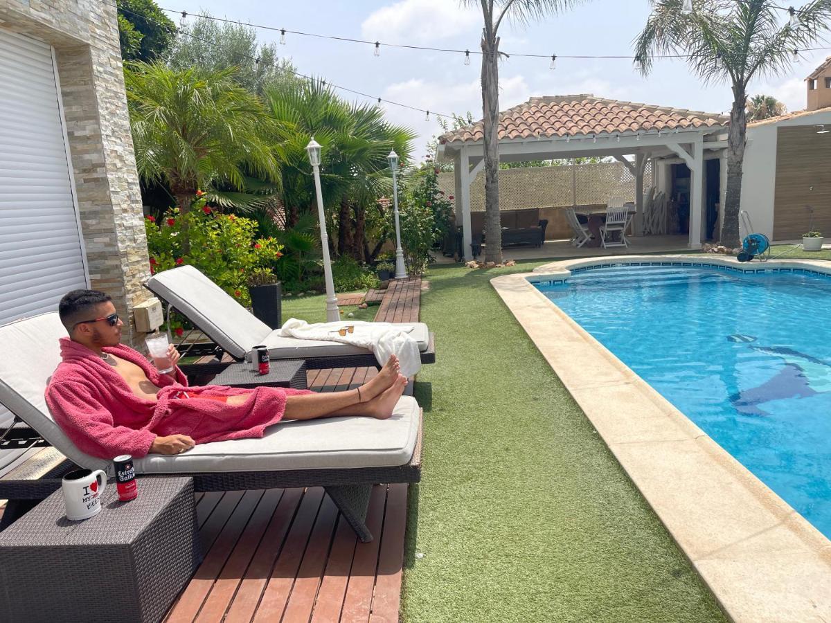 Habitación cama de matrimonio con baño privado San Vicente Raspeig Exterior foto